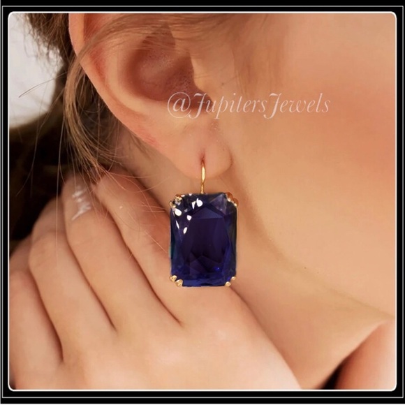 14K GOLD MEGA EMERALD CUT SIMULATED DARK BLUE TOPAZ CUSHION EARRINGS - Picture 1 of 5